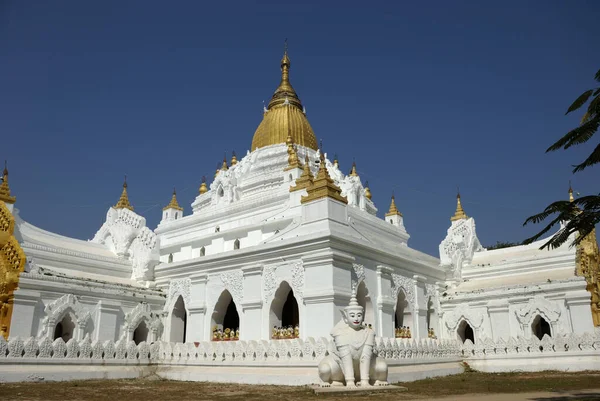 Kyauktawgyi Pagoda Lago Taungthaman Amarapura Mirtillo Rosso — Foto Stock