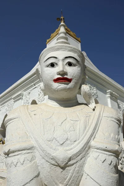 Manokthiha Kyauktawgyi Pagoda Taungthaman Lake Amarapura Myanmar — Foto de Stock