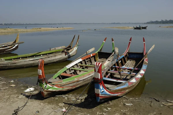 Boten Taungthaman Meer Amarapura Myanmar — Stockfoto