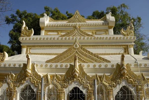 Fachada Decorativa Mianmar — Fotografia de Stock