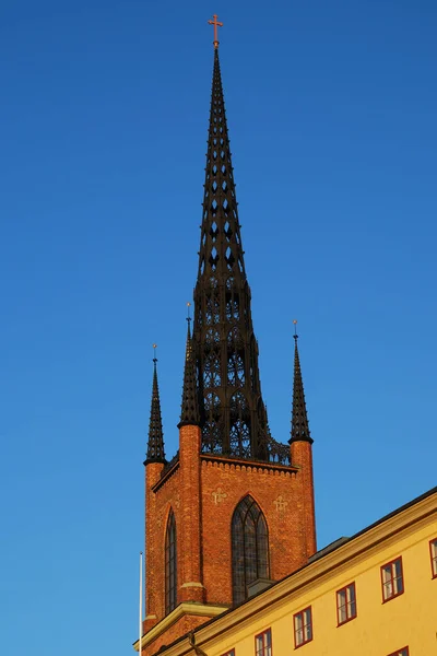 Turm Aus Gelochtem Gusseisen — Stockfoto