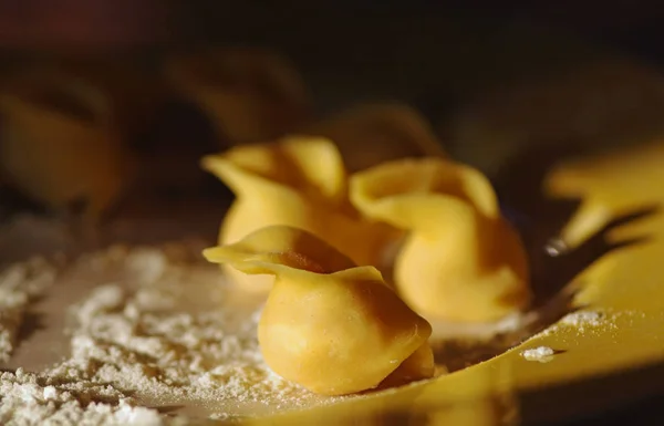 Jak Udělat Tortellini Podle Tradice Modeny Itálii — Stock fotografie