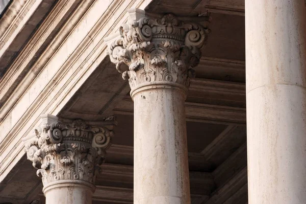 Detalles Columna Decorados Edificio Histórico — Foto de Stock