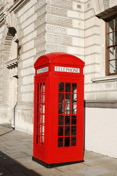 Rote Telefonzelle Ist Eine Der Berühmtesten Ikonen Londons — Stockfoto