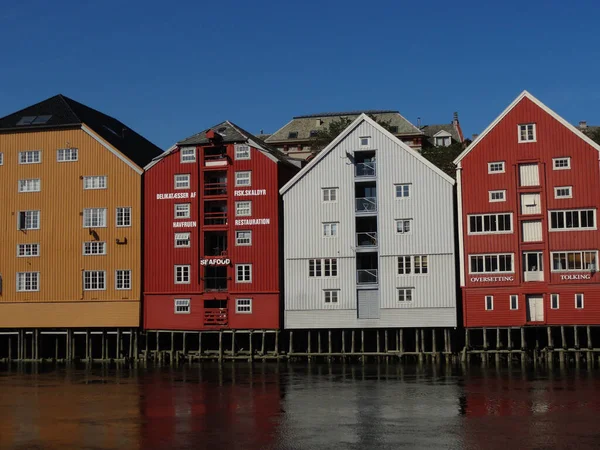 在挪威的木结构房屋 — 图库照片