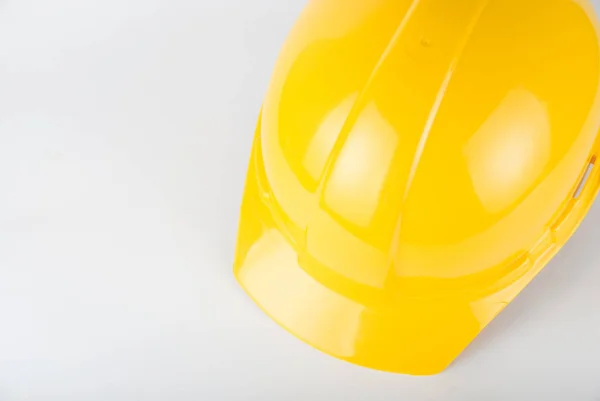 Gele Helm Close Een Witte Achtergrond — Stockfoto