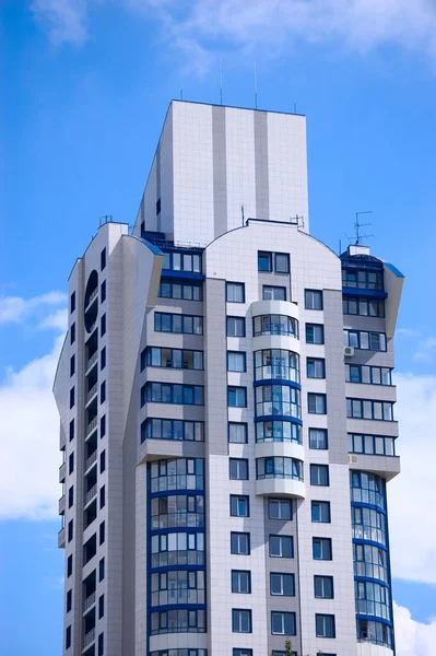 Immeuble Bureaux Moderne Sur Fond Bleu Ciel — Photo