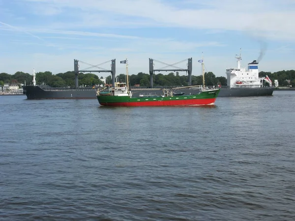 Deux Navires Sur Elbe — Photo