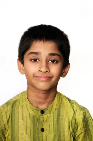 Красивый Молодой Индиец Изолированный Белом Фоне — стоковое фото