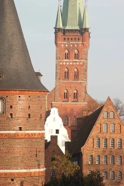 Lbeck Είναι Μια Βόρεια Γερμανική Πόλη Που Διακρίνεται Από Τούβλο — Φωτογραφία Αρχείου