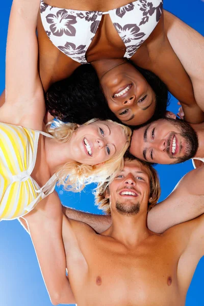 Four Friends Vacation Beach — Stock Photo, Image