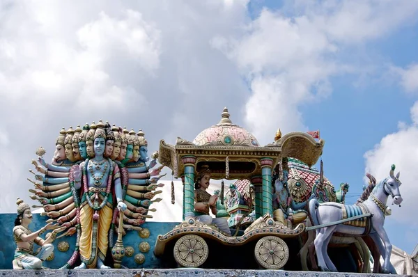 Auf Dem Hinduistischen Tempel — Stockfoto