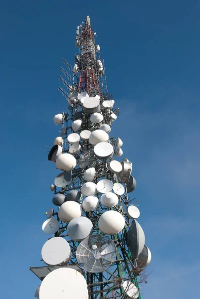 Antenne Télécommunications Dans Les Montagnes Gênes — Photo