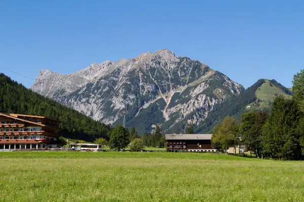 Visa Vackra Alperna Berg — Stockfoto