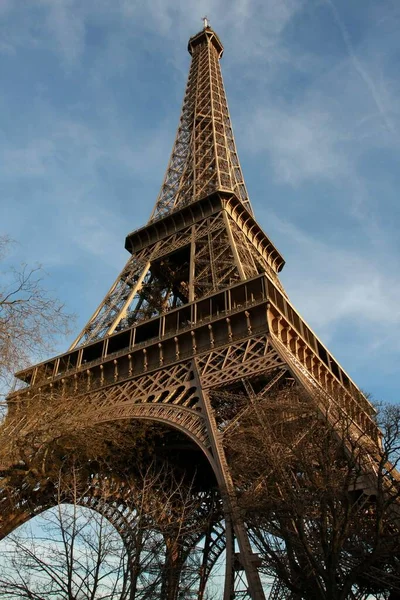 Günbatımına Kadar Eyfel Kulesi Nin Geniş Açılı Görüntüsü Paris Fransa — Stok fotoğraf