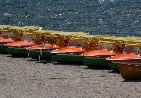 Número Pedalos Tititisee Preparado Para Afluxo Visitantes — Fotografia de Stock