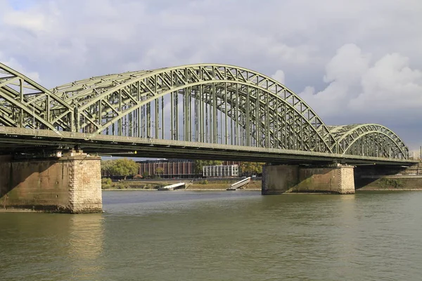 Ponte Hohenzollern Colónia — Fotografia de Stock