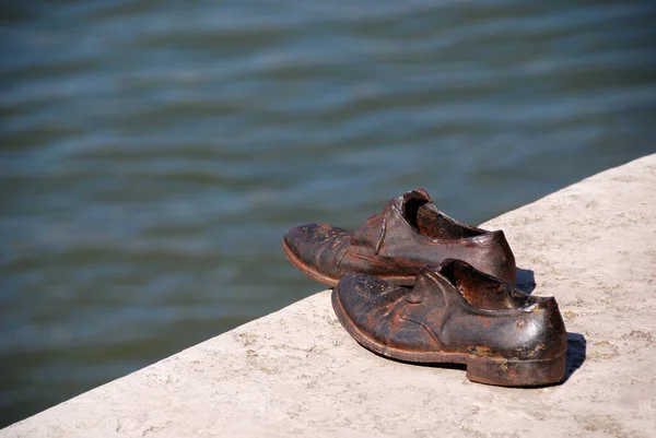 Sapatos Velhos Praia — Fotografia de Stock