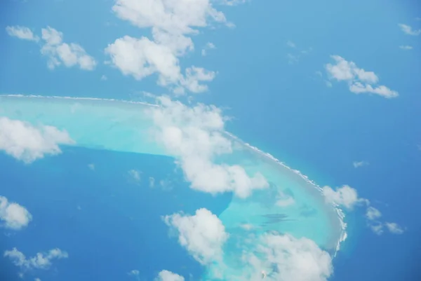 Hermosa Vista Isla Maldivas Hermosa Escena Clouscape —  Fotos de Stock