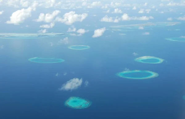 Hermosa Vista Isla Maldivas Hermosa Escena Clouscape —  Fotos de Stock