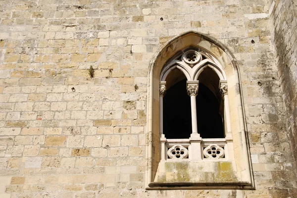 Мбаппе Старинная Деталь Окна Старой Церкви — стоковое фото