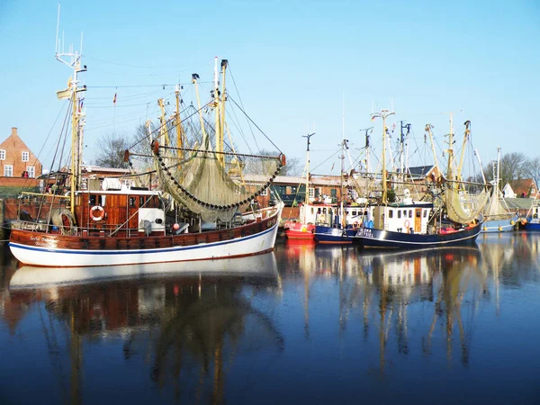 Navires Dans Port Greetsiel — Photo