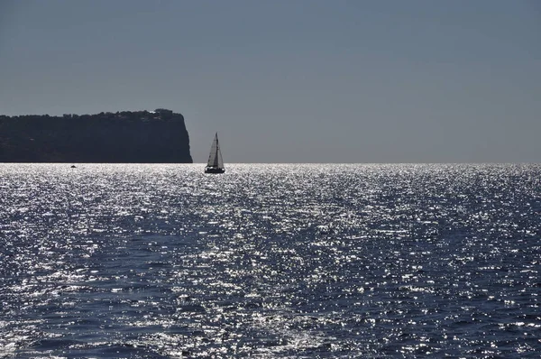 Segelboot Der Küste Von Mallorca — Stockfoto