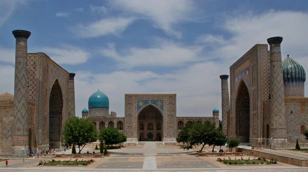 Πλατεία Registan Σαμαρκάντ Ουζμπεκιστάν — Φωτογραφία Αρχείου