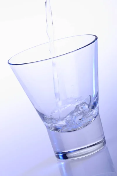 Ποτήρι Νερό Λευκό Φόντο — Φωτογραφία Αρχείου