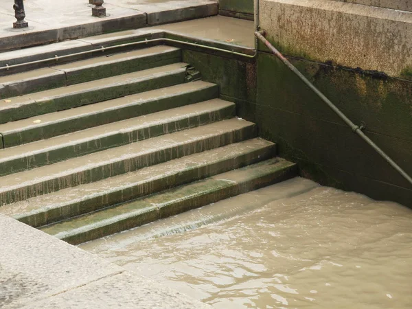 Steps Docks River Bank Side Water — Stock Photo, Image