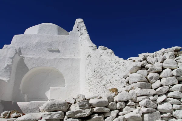 Antiguo Paraportiani Iglesia Del Siglo Las Nubes Lugar Más Famoso —  Fotos de Stock