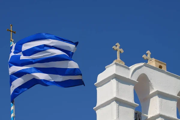 Eglise Grecque Île Avec Drapeau Cloches Greece — Photo