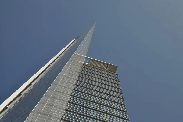 近代的な高層ビルのファサードの景観都市景観 — ストック写真