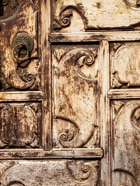 Закрытый Снимок Старой Деревянной Двери Анталье Турция — стоковое фото