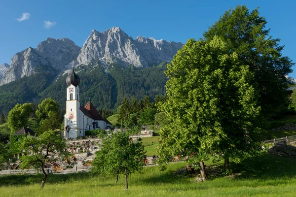 Kurort Grainau Bykyrka Vid Foten Zuspitze Werdenfelser Land — Stockfoto