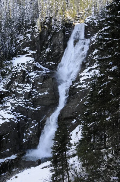 Фелль Водопад Водопады Феллер Феллер Феллер Водопады Австрия Альпы Горы — стоковое фото