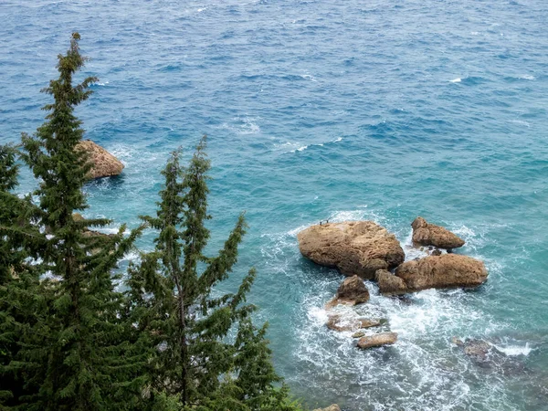 Vue Surélevée Des Rochers Dans Mer Bleue Les Vagues Antalya — Photo