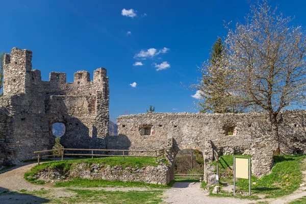 Vista Panorámica Majestuosa Arquitectura Medieval Del Castillo —  Fotos de Stock