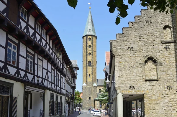 Turm Der Marktkirche Und Fassaden Höhenweg Goslar — Stockfoto