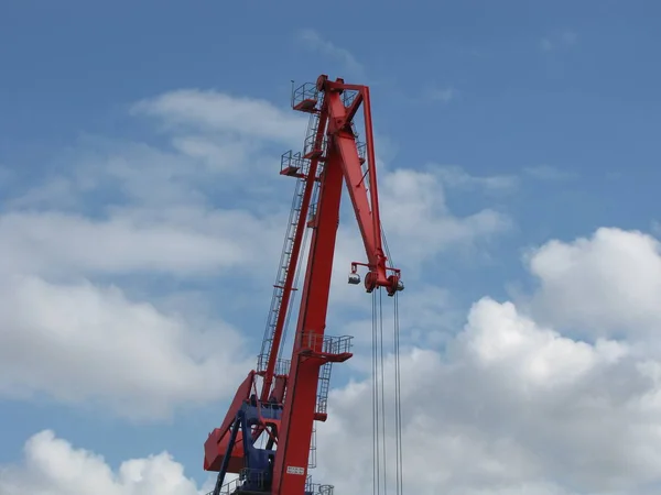 Red Loading Crane Front Blue Sky Clouds — Stock Photo, Image