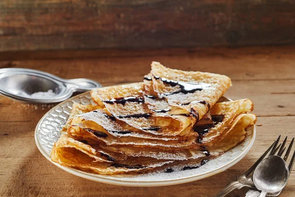 Serving Crispy Golden Fried Batter Pancakes Griddle Cakes Dusted Sugar — Stok fotoğraf