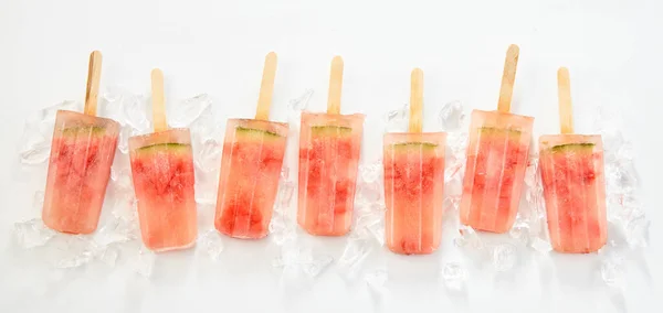 Linie Von Gefrorenen Wassermelonen Eis Stiel Oder Lollies Mit Frischen — Stockfoto
