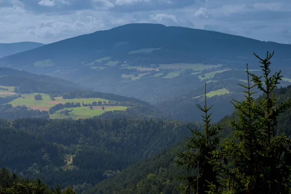 Panoramiczny Widok Idylliczny Górski Krajobraz Alpach Lecie — Zdjęcie stockowe
