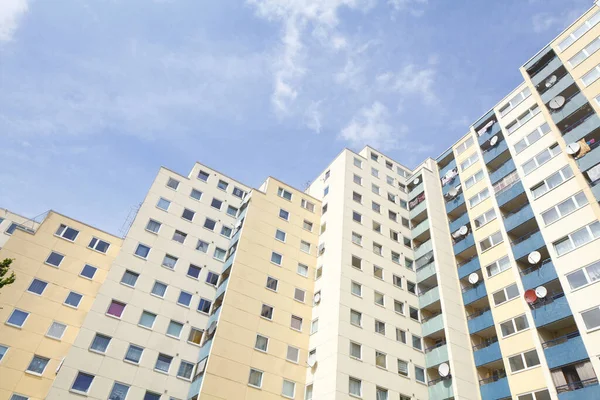 Vista Sobre Bloque Pisos Fondo Ciudad — Foto de Stock