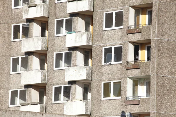 Blick Auf Wohnblock Hintergrund Der Stadt — Stockfoto