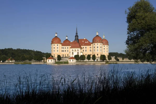 Κυνήγι Κάστρο Moritzburg Μπλε Ουρανό6 — Φωτογραφία Αρχείου