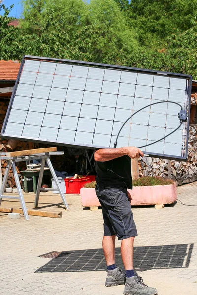 Instalación Módulos Solares Semitransparentes —  Fotos de Stock