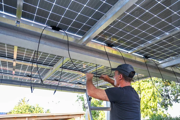 Installation Semitransparent Solar Modules — Stock Photo, Image