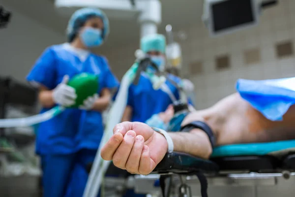 Unidentified Patient Undergoing Surgery Faces Shallow Dof — Stock Photo, Image