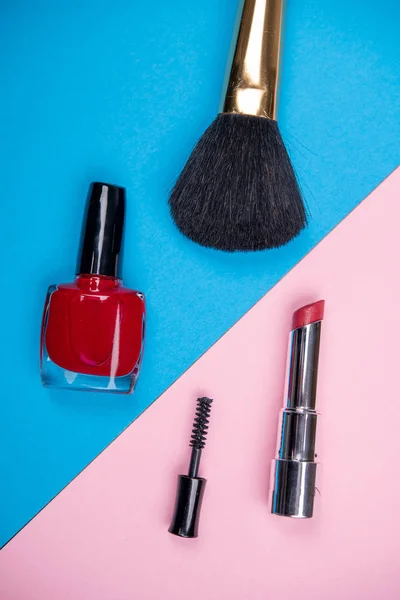 Make Kollektion Mit Lippenstift Mascara Nagellack Und Pinsel Von Oben — Stockfoto